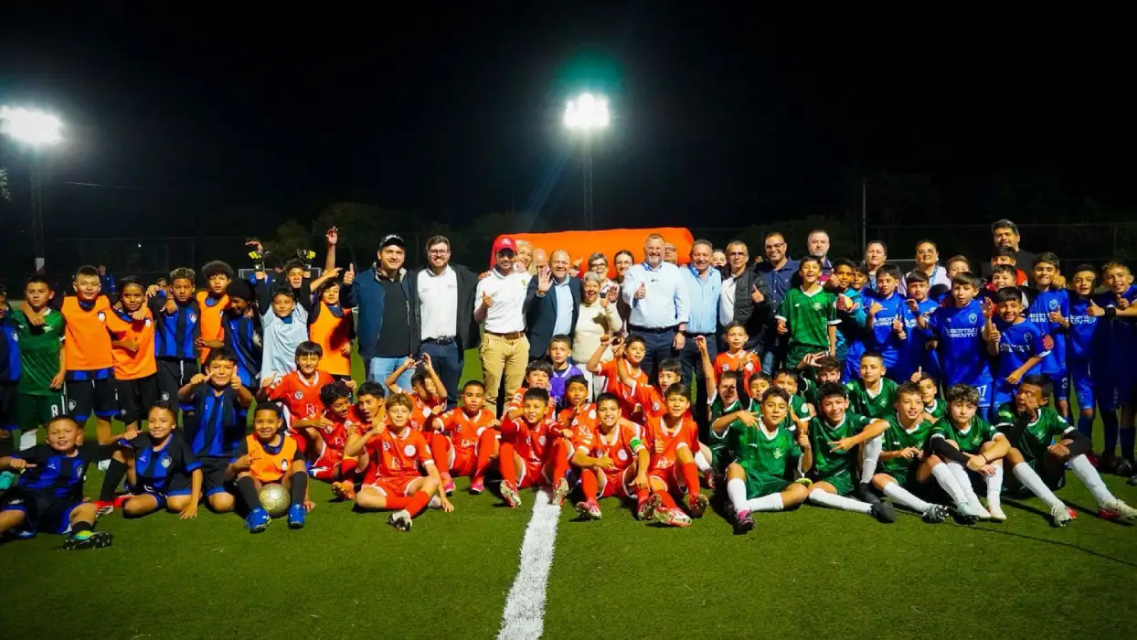 Entrega cancha El Porvenir 2 Entrega cancha El Porvenir 2