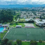 Rionegro fortalece sus escenarios deportivos con la entrega de la cancha del barrio El Porvenir