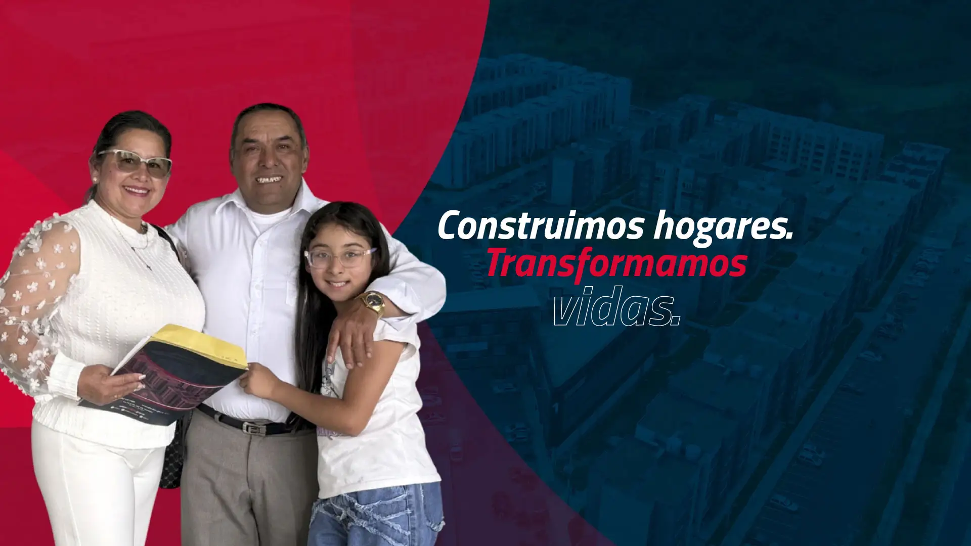 Edeso, familia sonriendo, Construimos hogares, transformamos vidas