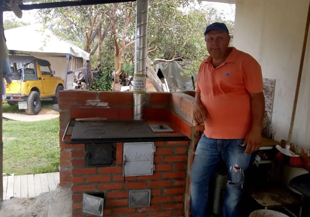 Edeso, entrega de estufas eficientes a familias rionegreras