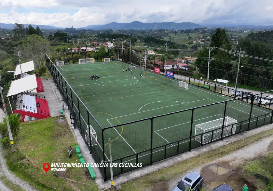 EDESO-GALERIA-sitio web_mantenimiento-cancha