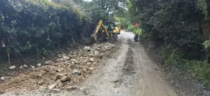 Edeso, Rionegro avanza en el mantenimiento y rehabilitación de vías rurales y urbanas