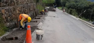 Edeso, Rionegro avanza en el mantenimiento y rehabilitación de vías rurales y urbanas