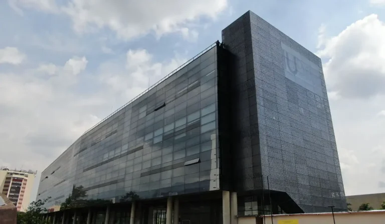 Antioquia recibe la primera Institución Educativa del país de carácter público con ADN 100% digital