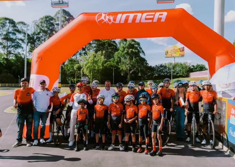 Rionegro sigue fortaleciendo sus escenarios deportivos con la renovación del patinódromo