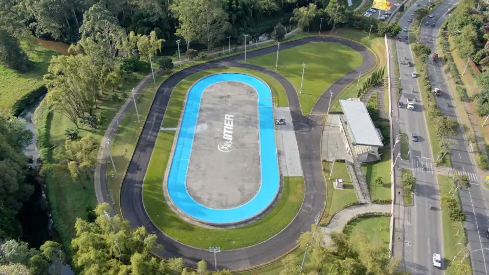 renovación del patinódromo